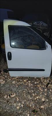 Fiat Doblo II jobb első ajtó 