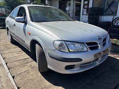 Nissan Almera II 1.5i bontott alkatrészei