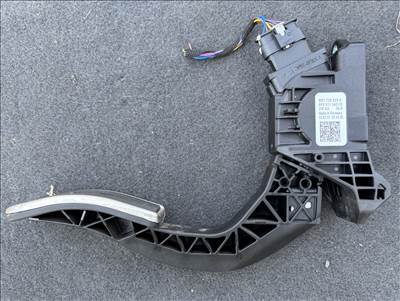 Audi A4, B9, S Line gázpedál + lábtartó Alu betét  8w1723523a