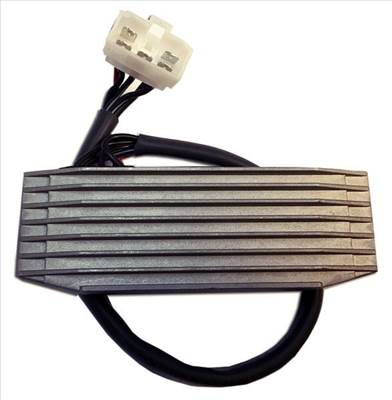 SUZUKI DR 650 R/RE Feszültségszabályzó DZE02436
