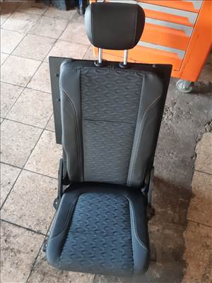 Opel Zafira C Bal Hátsó Ülés 3. Sor