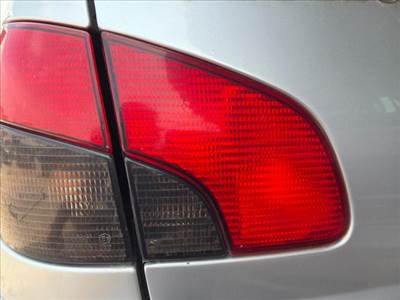 Peugeot 406 Bal Belső Hátsó Lámpa *119642*