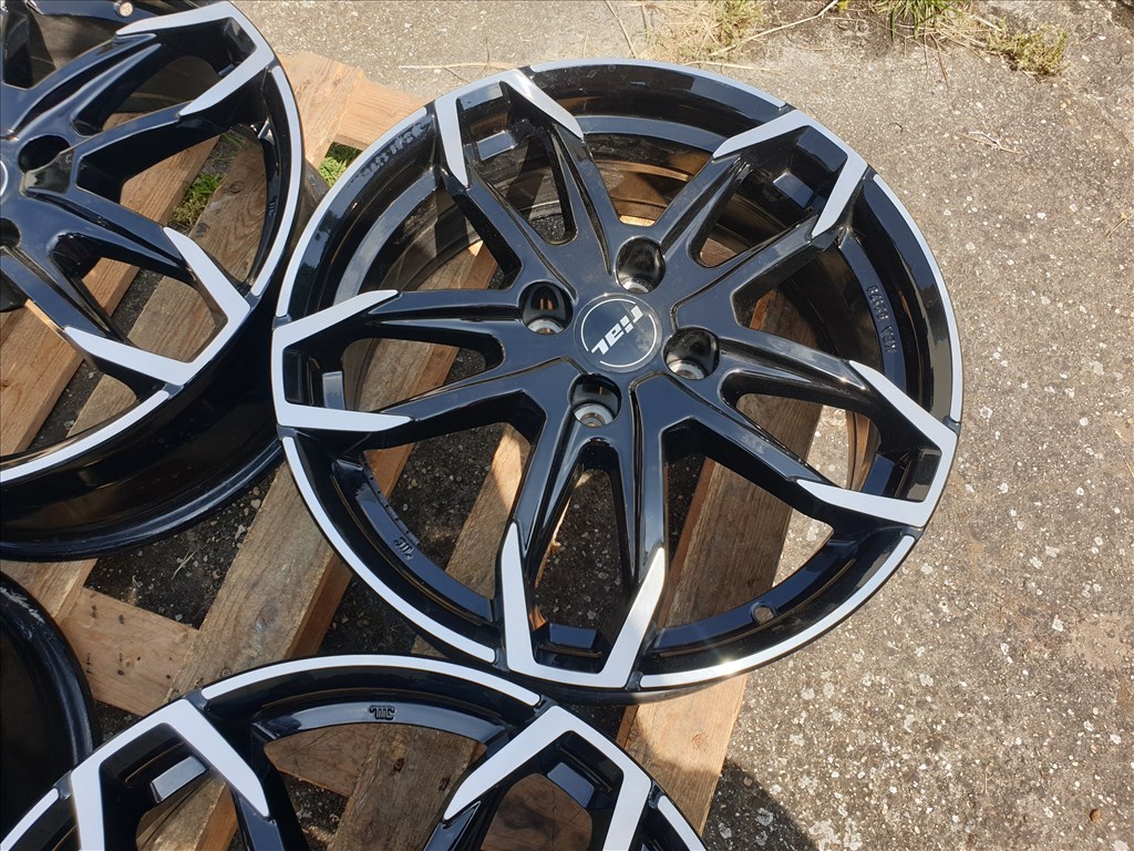 17" 4x108 RIAL (ÚJ) 5. kép