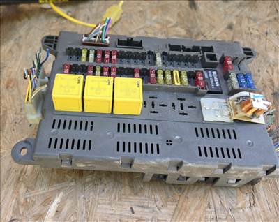 Land Rover Freelander 1 Komfort modul utastéri biztositèk tábla 