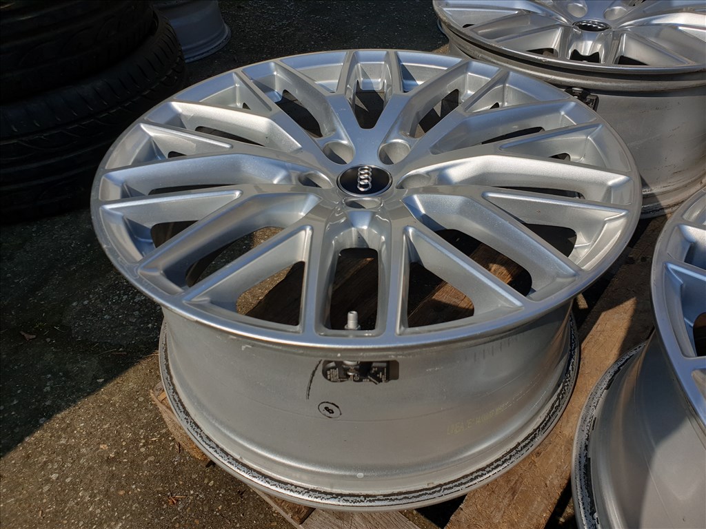 20" 5x112 Audi S-line 6. kép