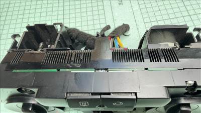 Fűtés klímapanel - Volkswagen Polo 9N3 6Q0 820 045