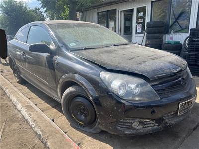 Opel Astra H 1.9cdti bontott alkatrészei