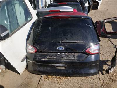 Ford Galaxy 2015- csomagtérajtó üresen