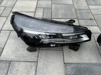 Renault Clio V jobb elso lampa 260103507r