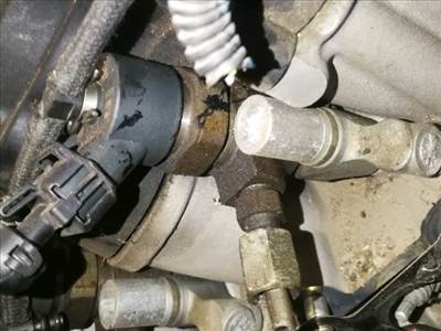 Fiat Punto II 1.9 JTD Porlasztó (1 db) *100395* bosch-0445110019