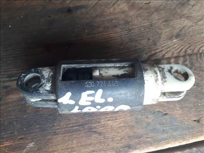 Audi 100 (C3 - 44) szivar kuplungpedál rugó 431 721 443 431721443