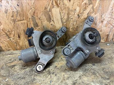 Citroën C4 Picasso II ablaktörlő motor  9811384780