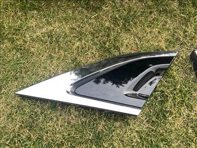 Renault Mégane V jobb hatso sarvedo burkolat 833801713r