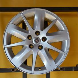 Renault (1/4-2644)(HA4288422) 17" 5x108 alufelni 