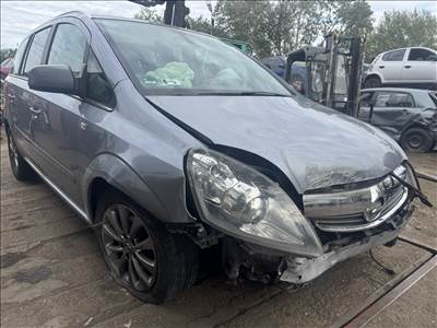 Opel Zafira B 1.6i bontott alkatrészei