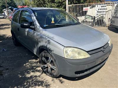 Opel Corsa C 1.3D bontott alkatrészei