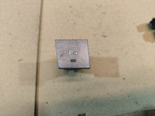 OPEL VECTRA C Tolatóradar Kapcsoló 13138264