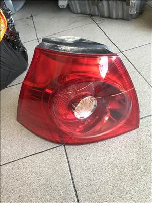 Volkswagen Golf V bal hátsó lámpa 
