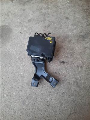 Kia Cee'd (JD) Abs kocka 3534 6158945200