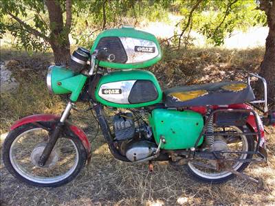 MZ TS 125  / 1 TIPUSÚ,1979-ES ÉVJÁRATÚ,SZŰRKE FORGALMIS,ÉS RÉGI FEKETE RENDSZÁMOS MKP. ELADÓ