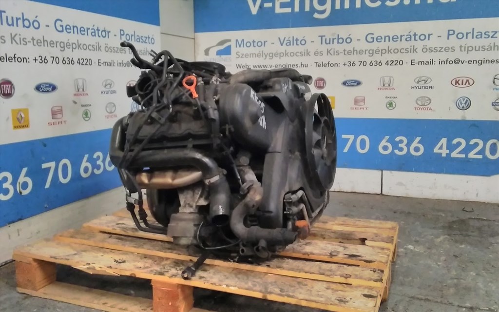 Audi 2,5TDI BAU bontott motor 2. kép