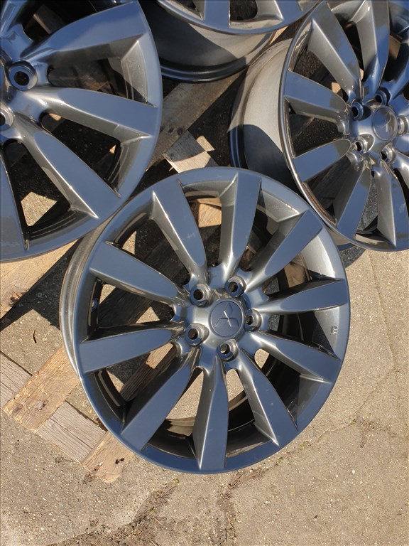 18" 5x114,3 Mitsubishi Lancer 3. kép