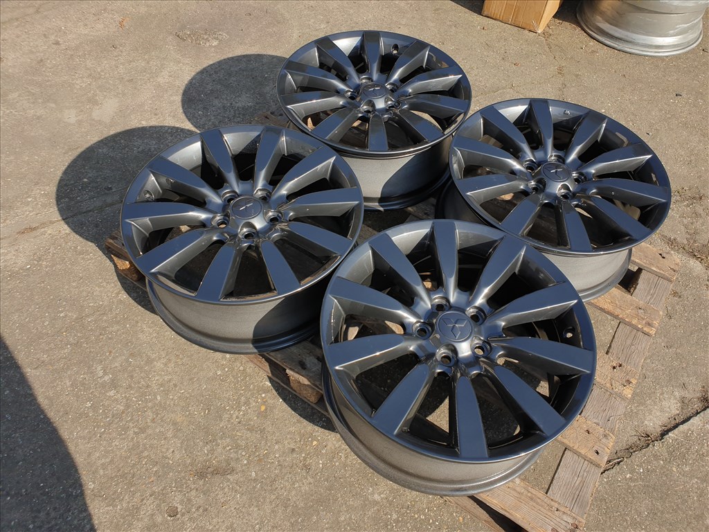 18" 5x114,3 Mitsubishi Lancer 6. kép