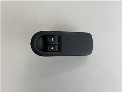 Renault Clio III Bal Első Ablakemelő Kapcsoló 8200356519