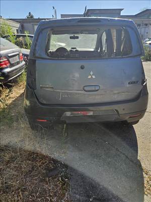 Mitsubishi Colt VI 1.3 Csomagtér ajtó