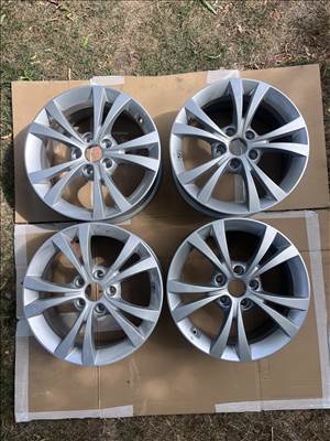 Alfa Romeo Giulietta Alfa Giulietta alufelni 16”