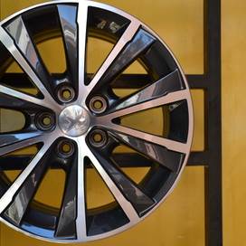 Peugeot-Citroen-Ford-Opel stb. (2649)(HA)Használt 16" 5x108 alufelni 