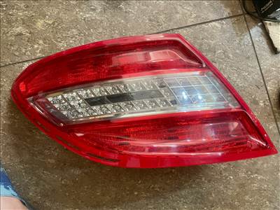 Mercedes C-osztály W204 W204 Hátsó lámpa bal  2048201964l 753019e121702a01