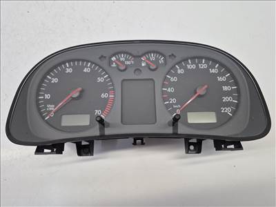 Volkswagen Golf IV kilométeróra 1J0 920 806 (36275)