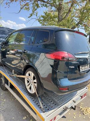 Opel zafira c tourer 1.4  b14net motor eladó