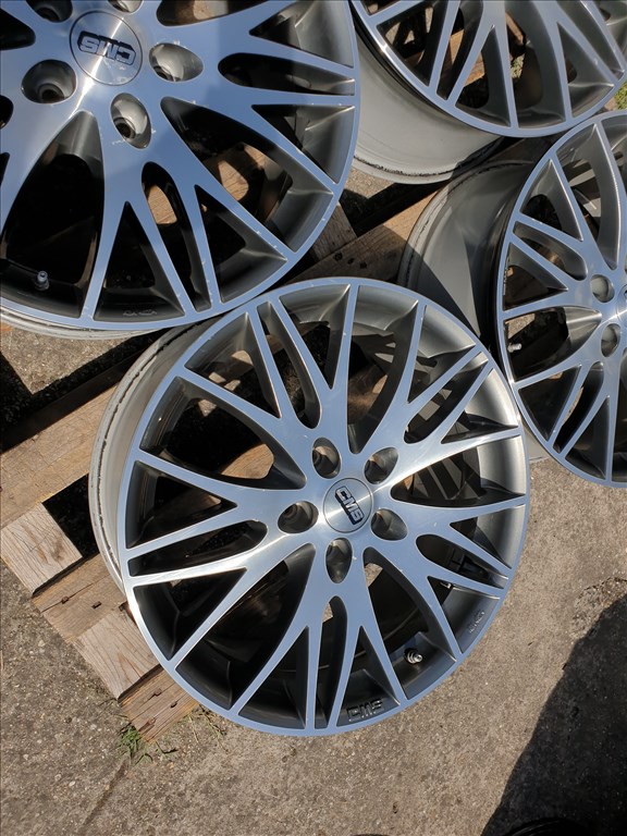 18" 5x112 CMS (VW-Skoda) 3. kép
