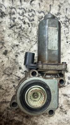 Osztómű állító motor - BMW X5 E70 1.5 0 130 008 507