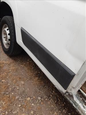 Peugeot Boxer III 06-14 Jobb Hátsó Oldal Díszléc