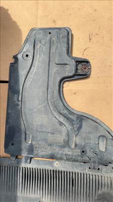 Hátsó padlólemez vízvédő burkolat (alvázvédő) – bal - Volkswagen (also fits Škoda, SEAT) Various models (e.g. Taos, Octavia III) 5QO 825 206 L