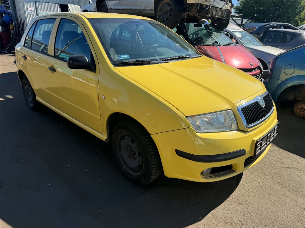 Skoda Fabia I 1.2 -BME- bontott alkatrészei 2. kép