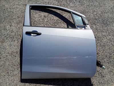 Suzuki Splash jobb első ajtó 