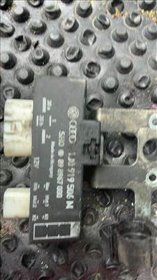 Hűtőventilátor Relé - Audi A3 8L1 1.9 TDI 1J0 919 506 M