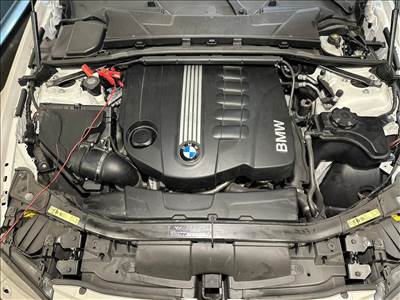 BMW 5-ös sorozat, BMW 3-as sorozat, BMW 6-os sorozat Bmw N57D30 motor 