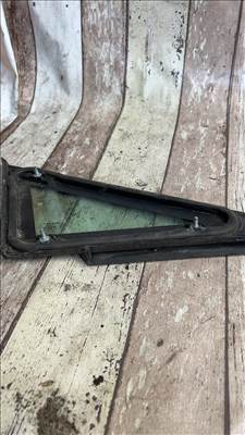 Bal első háromszögablak üveg - SEAT Leon Mk2 (1P) 1P0 845 411