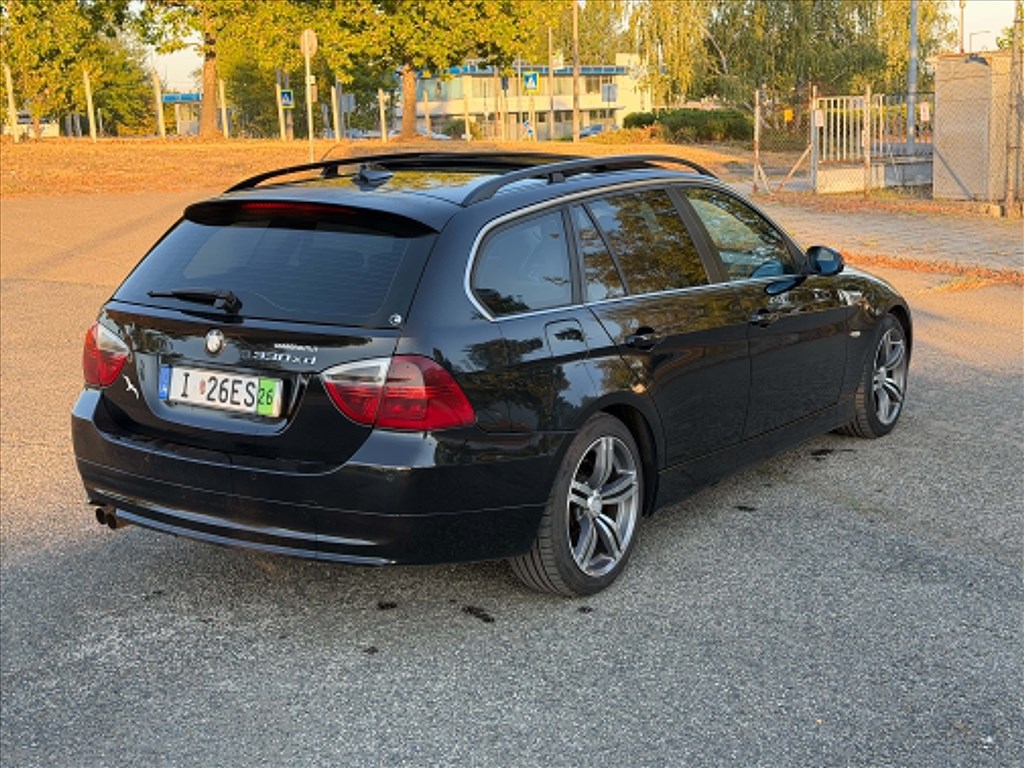 Eladó BMW 330xd (2993 cm³, 231 PS) (E90, E91, E92, E93) 2. kép