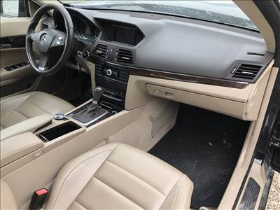 Mercedes E coupe w 207 műszerfal párna