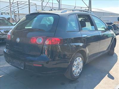 Fiat Croma II Tankajtó *169751*