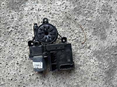 Volkswagen Passat B7 Ablakemelő motor 3C0959701