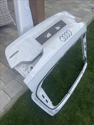 Audi A4 (B9 - 8W) Avant csomagterajto