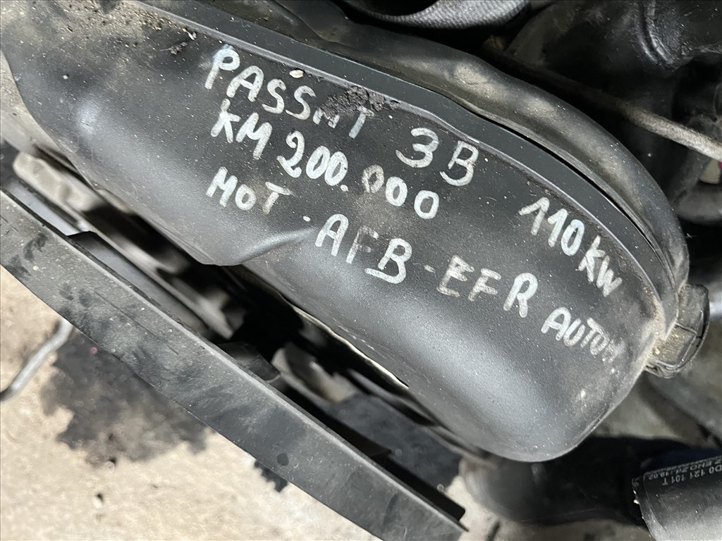 Audi A4 A6 VWPassat Skoda superb 2.5 TDI V6 motor AFB-kódu 3. kép
