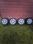  16" használt (gyári felni) felni, rajta 205/55 újszerű Yokohama téli gumi 
